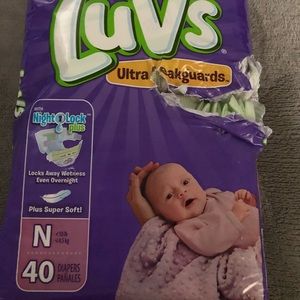 Luvs Pampers Newborn